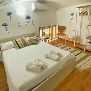 Nicehouse , Catania Italia